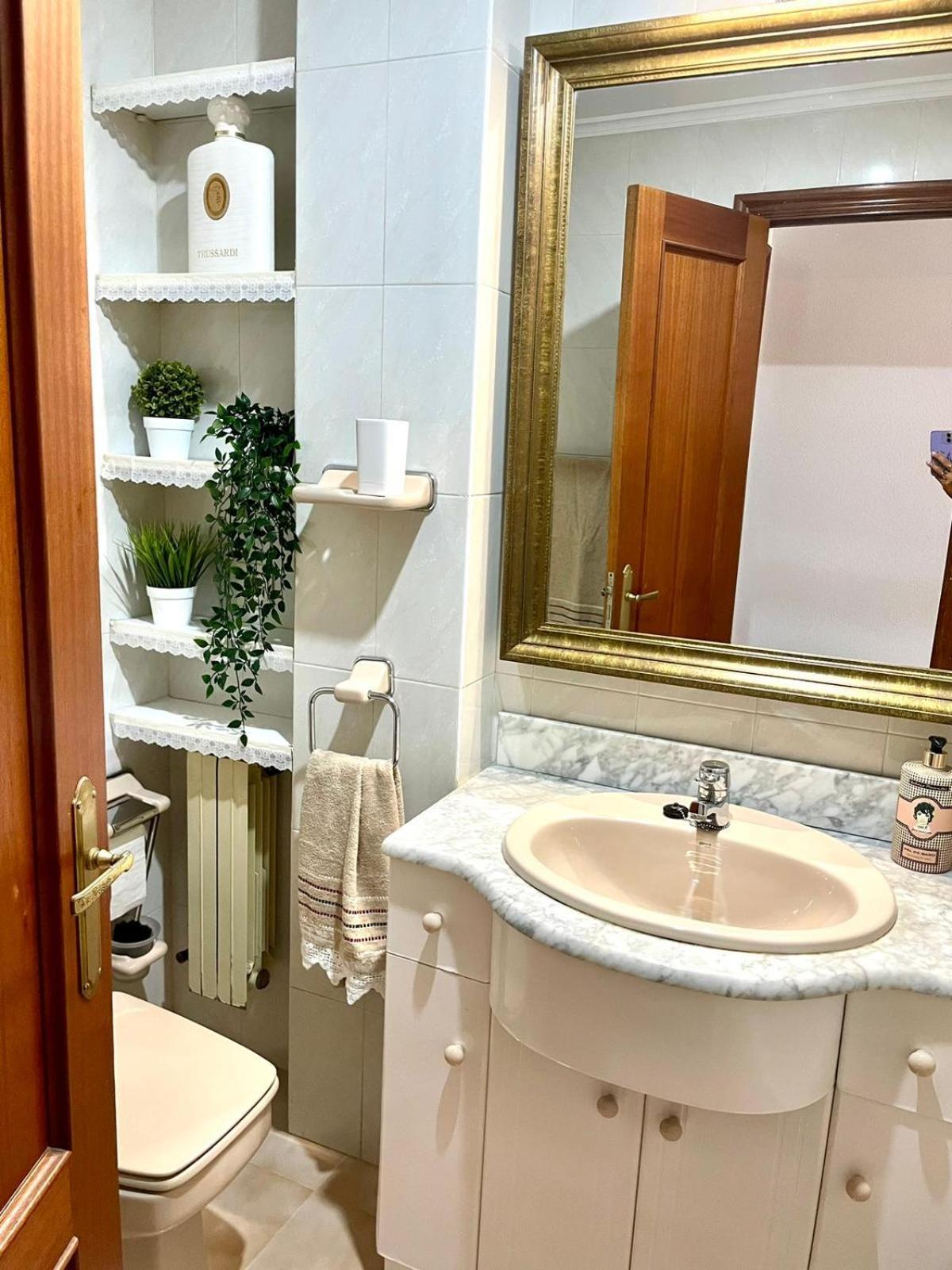 El Piso De Sabina Apartment Santander Bagian luar foto